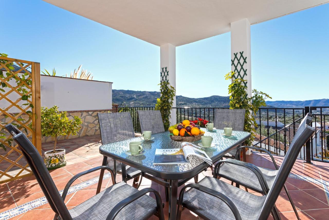 Casa Del Valle Con Piscina Privada Villa Alcaucín Eksteriør bilde